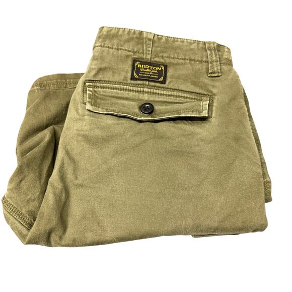 Burton Cargo Shorts Mens 35x9.5 ACTUAL Olive Green Tailored Utility Gorpcore - Picture 1 of 10